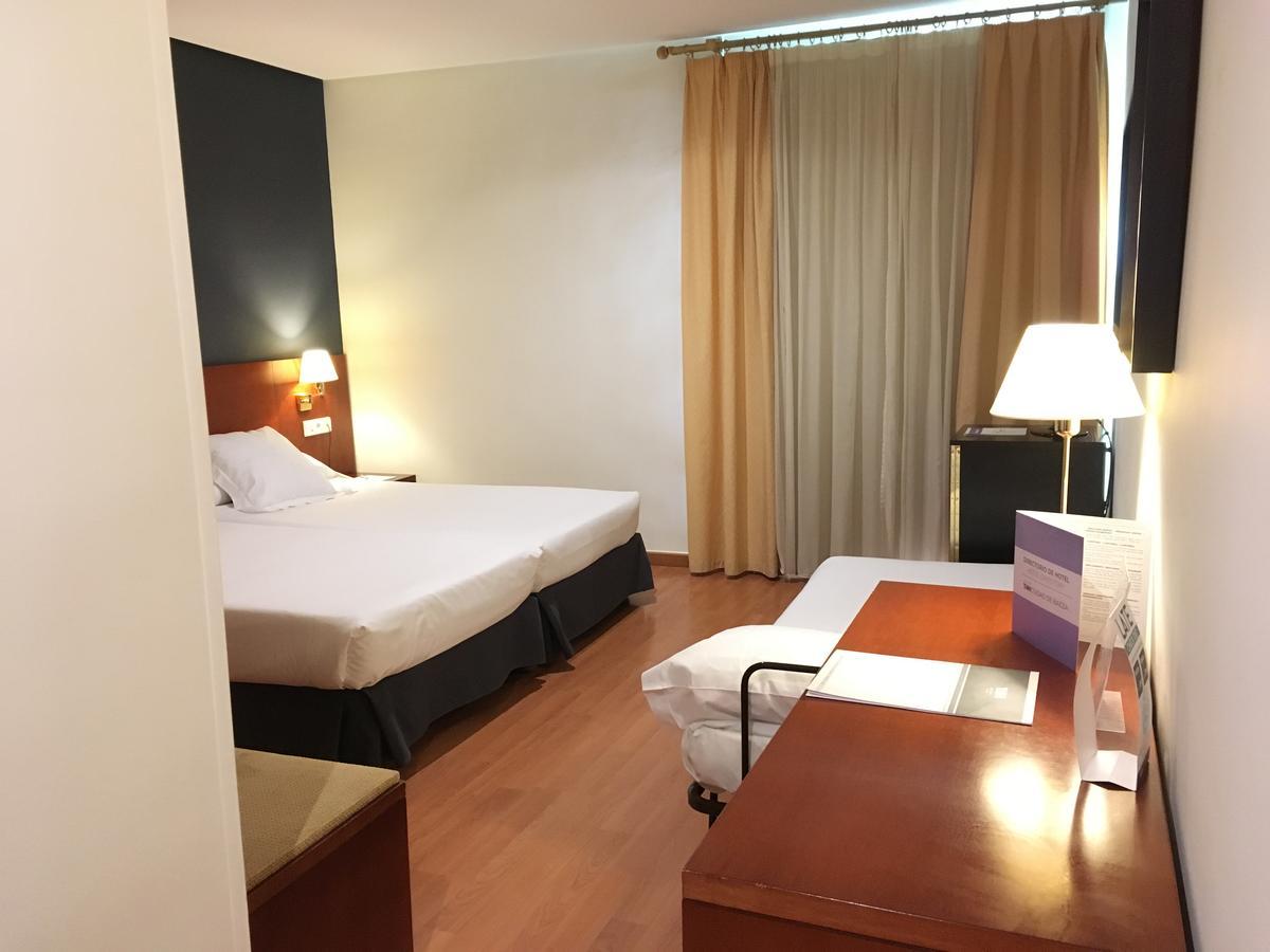 ทีอาร์เอช ซิวดัด เด บาเอซา โฮเต็ล Hotel ภายนอก รูปภาพ